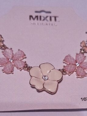 Mixit Pink and Cream Floral Statement Necklace